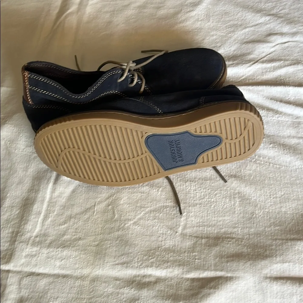 Johnston & Murphy Black Suede Lace-Up Shoes – Size 8.5
